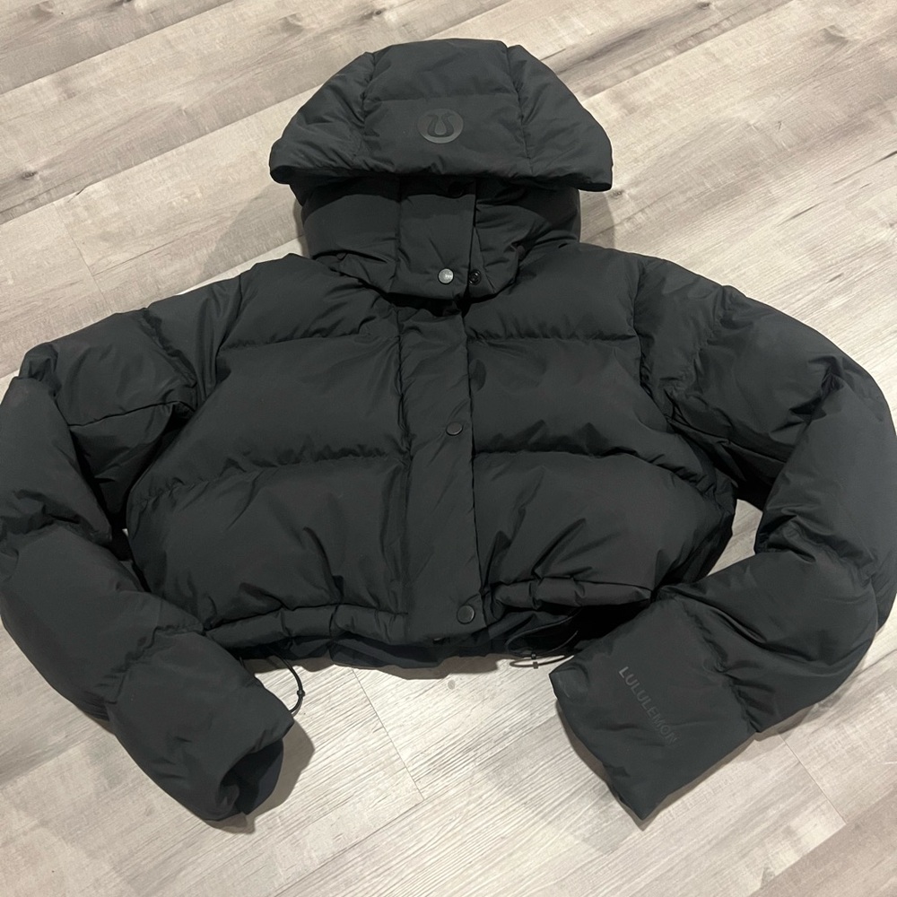 Lululemon wunder puff cropped jacket size 8